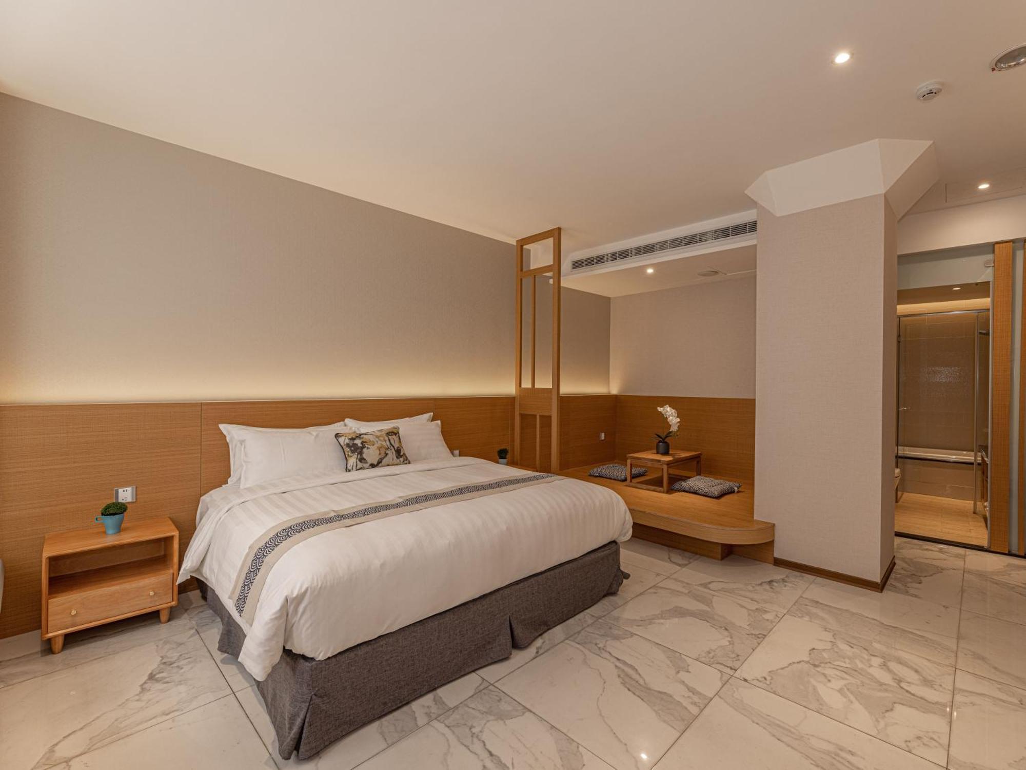 Sun Moon Lake Apollo Resort Hotel Юйчи Экстерьер фото