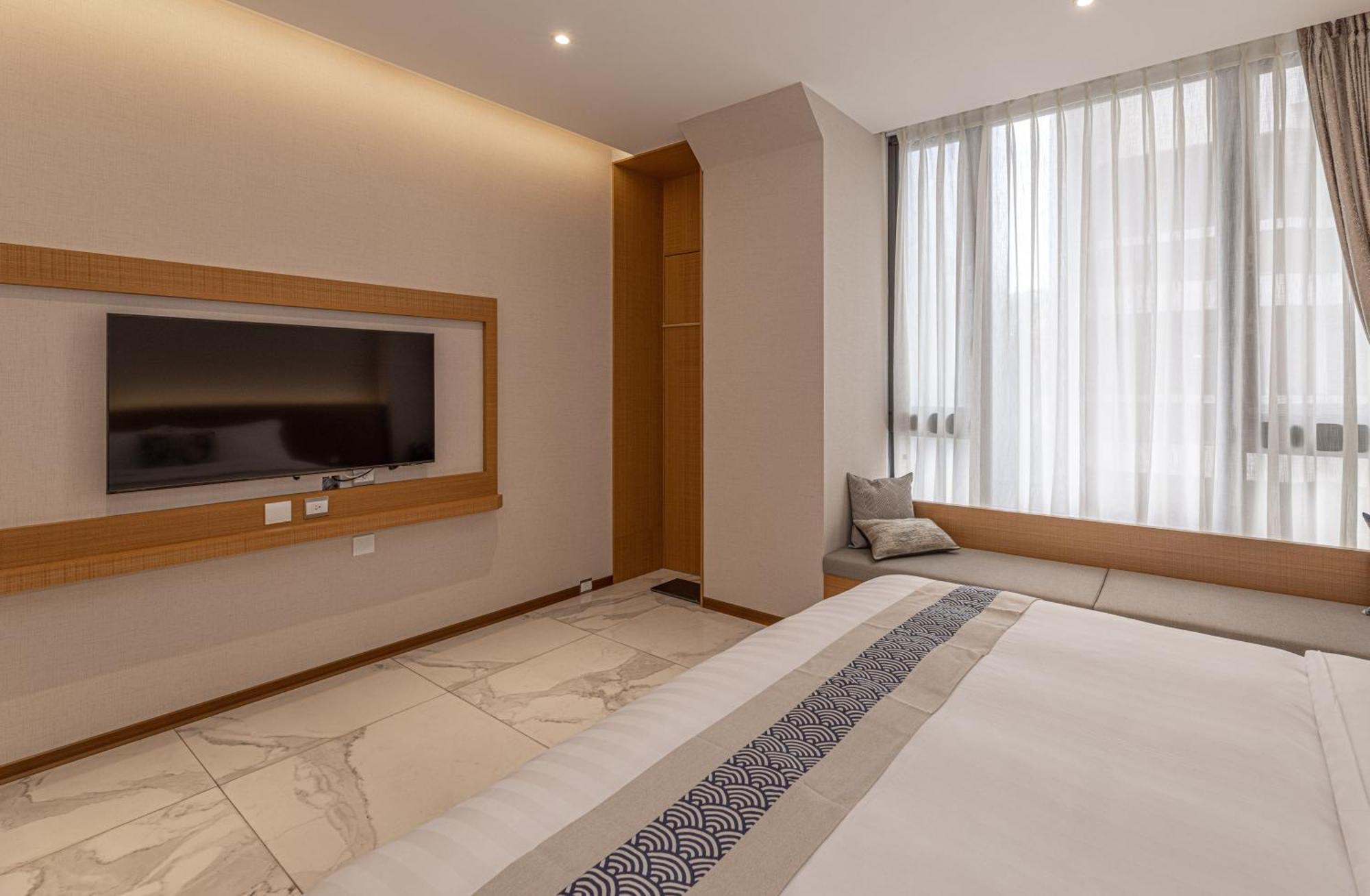 Sun Moon Lake Apollo Resort Hotel Юйчи Экстерьер фото