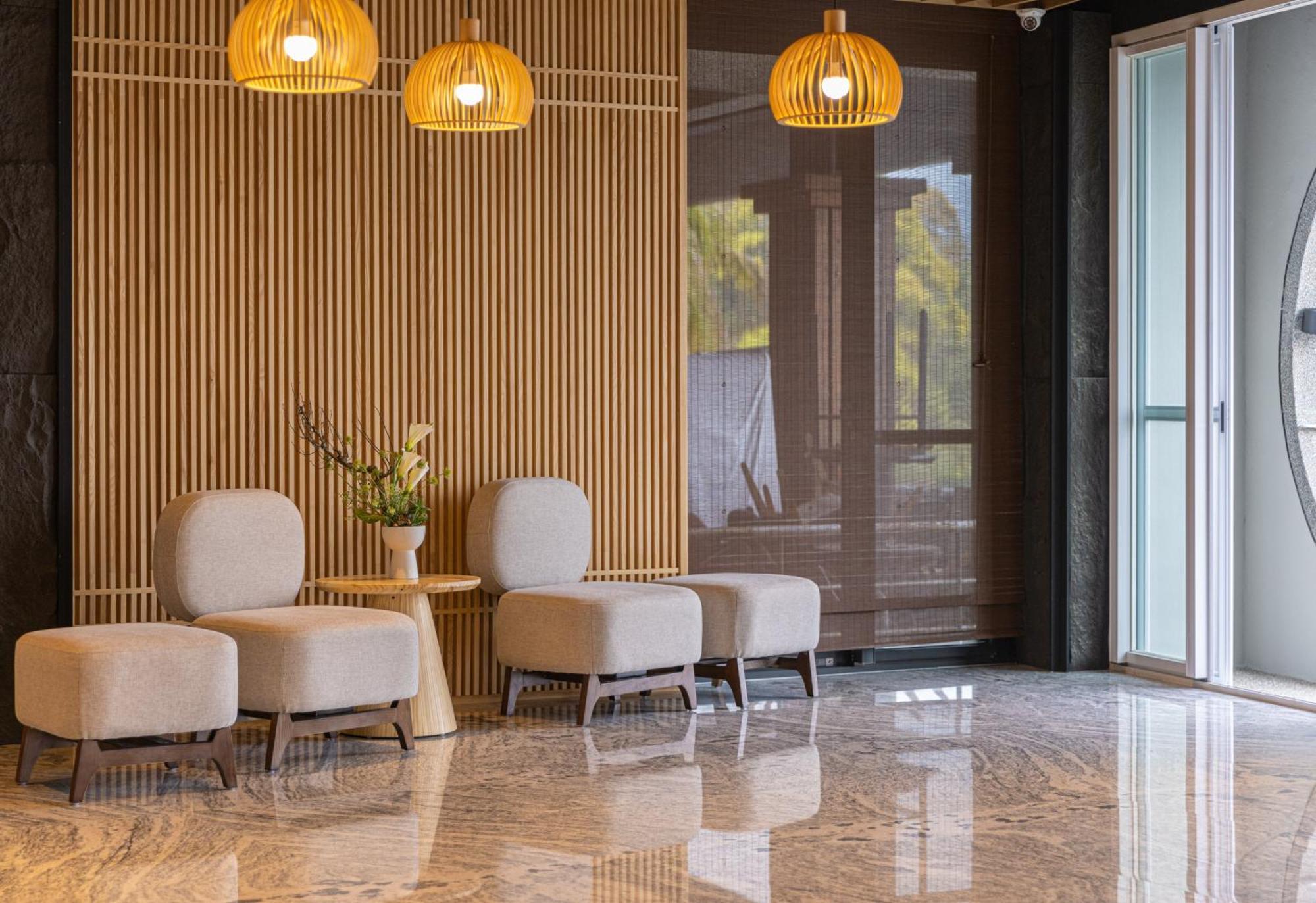 Sun Moon Lake Apollo Resort Hotel Юйчи Экстерьер фото